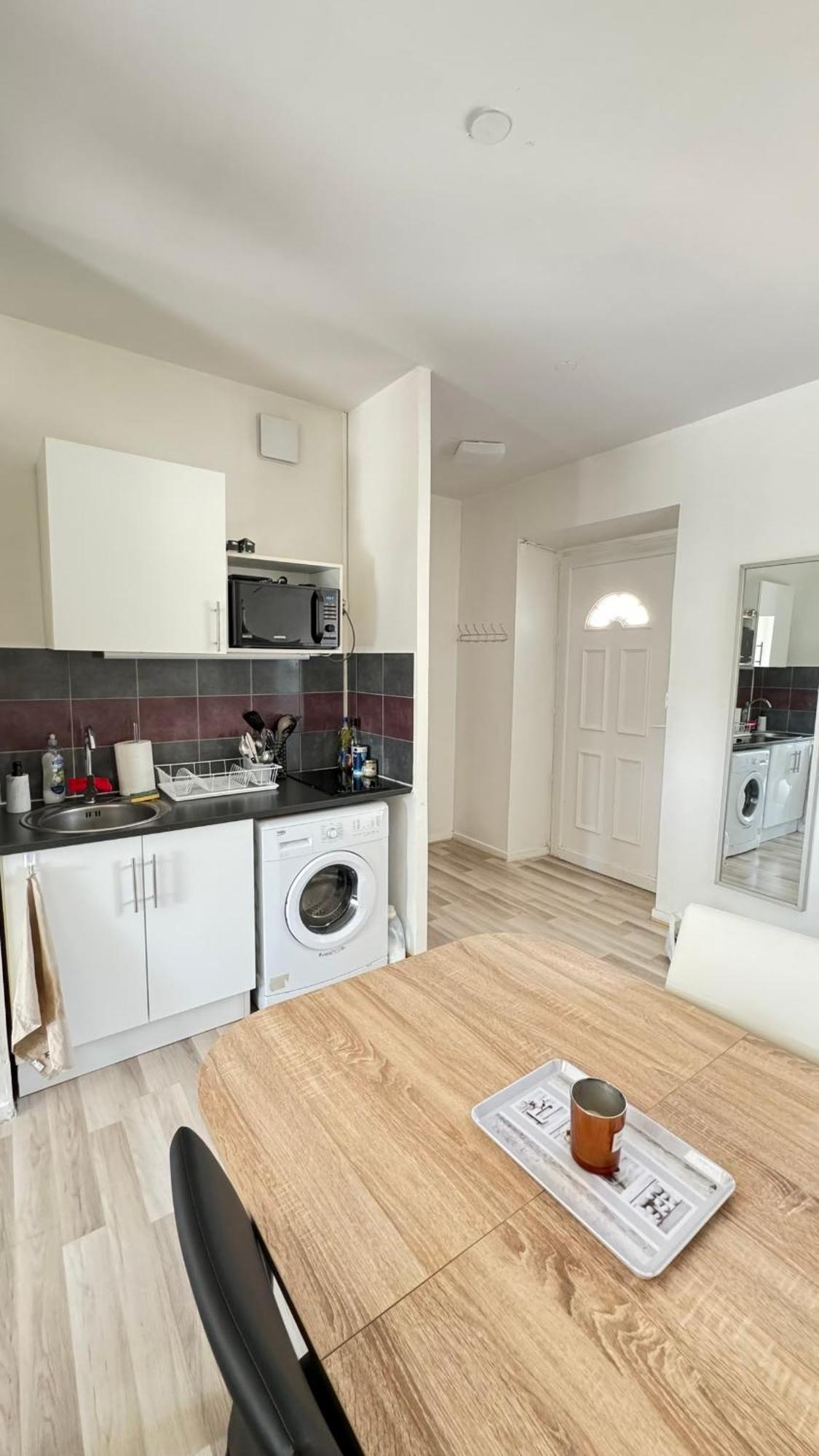 Apartment T1 Entre Et Avec Balcon Aix-les-Bains