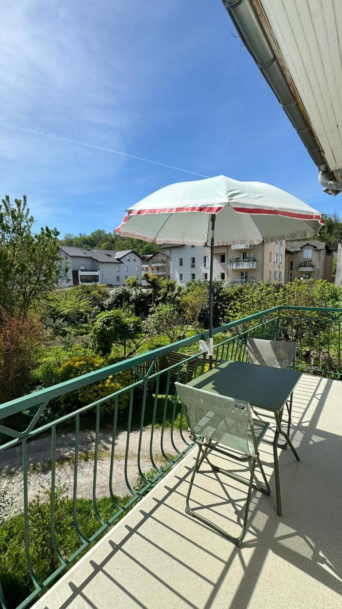 Apartment T1 Entre Et Avec Balcon Aix-les-Bains